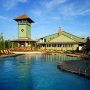 Hampton Lake large lakefront