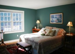 Gooseberry Cottage bedroom MV rental home for weddings