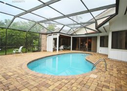 Piper's Landing FL 653 SW Thornhill Lane