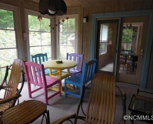 Connestee Falls 12 guwa court