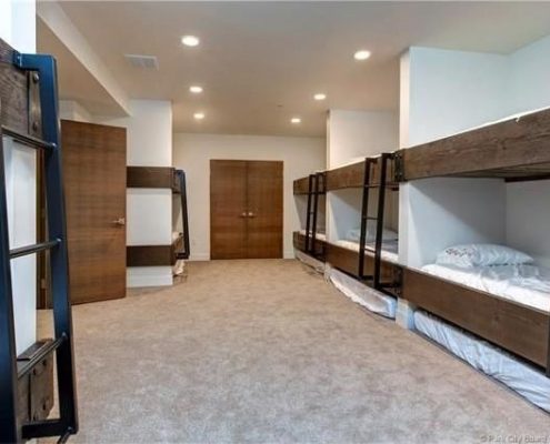 Red Ledges 686 North Red Mountain Court