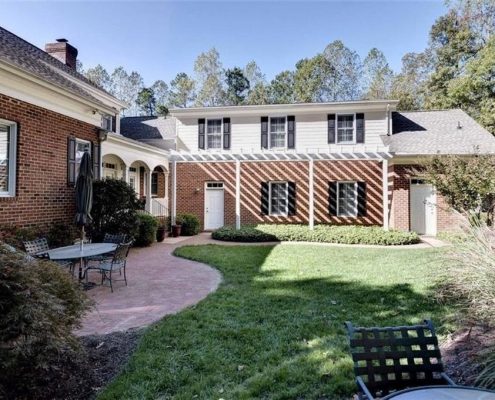 Ford's Colony 108 Aintree