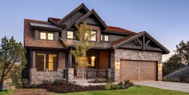 2662 East Red Knob Way