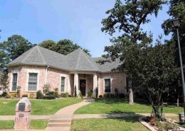 Eagle's Bluff 184 Red Oak Court