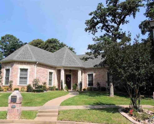 Eagle's Bluff 184 Red Oak Court