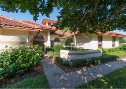 1487 Sweetbay Circle