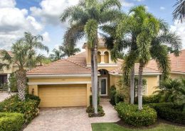 The Club at Ibis 7988 Via Villagio