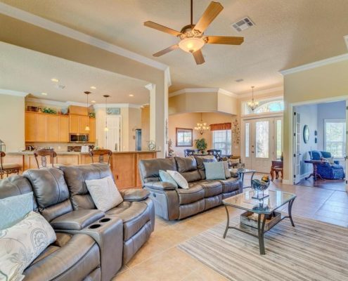 GlenLakes 8381 Mobile Circle