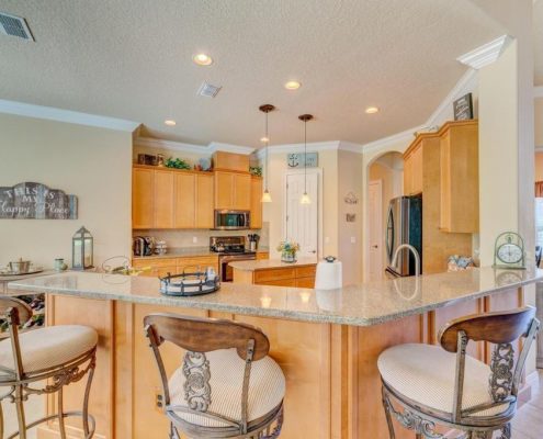 GlenLakes 8381 Mobile Circle