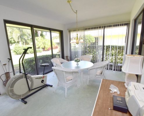 3440 Royal Tern Circle