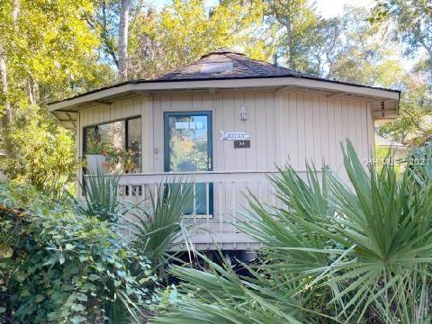 exterior_USE 34 Night Heron Lane