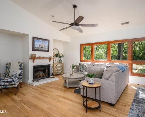 callawassie LR w FP 12 Sequoia Court