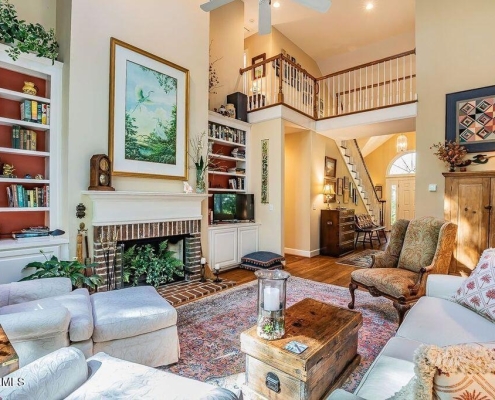 163-locust-fence-rd-LR 163 Locust Fence Road