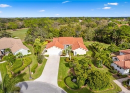 1828 NW Buttonbush Circle