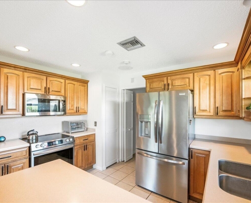 2102 NW Greenbriar Lane