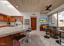 10622 East Tamarisk Way