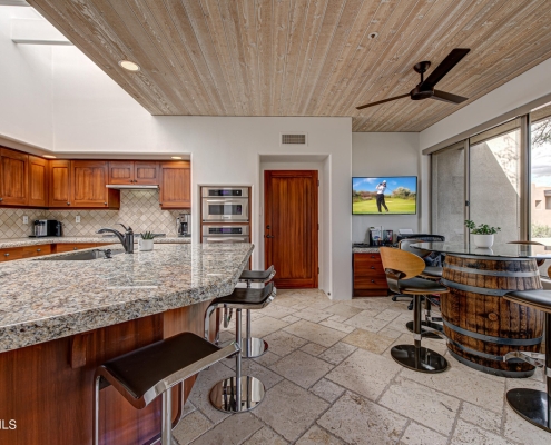 10622 East Tamarisk Way