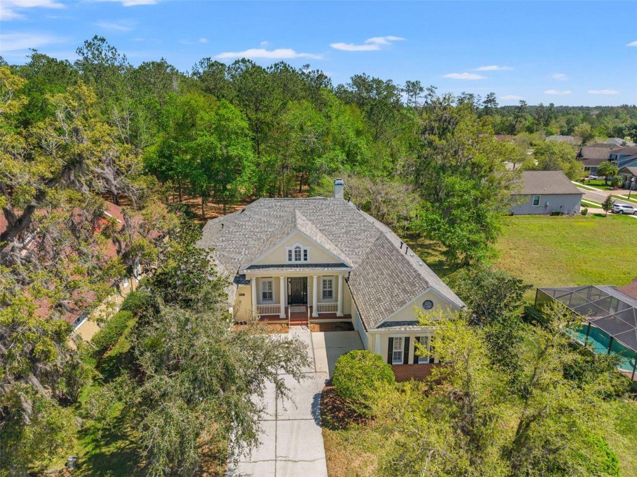 5748 Summit View Drive