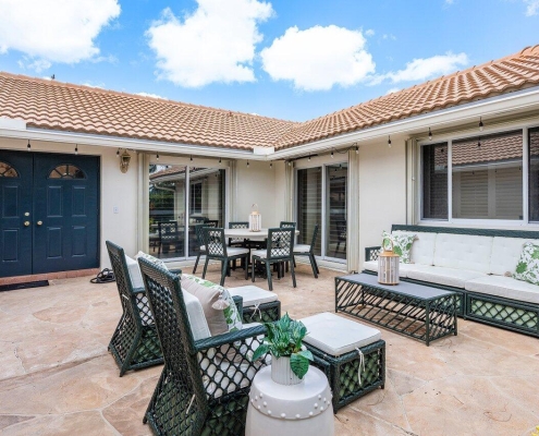 4511 Meadowlark Lane