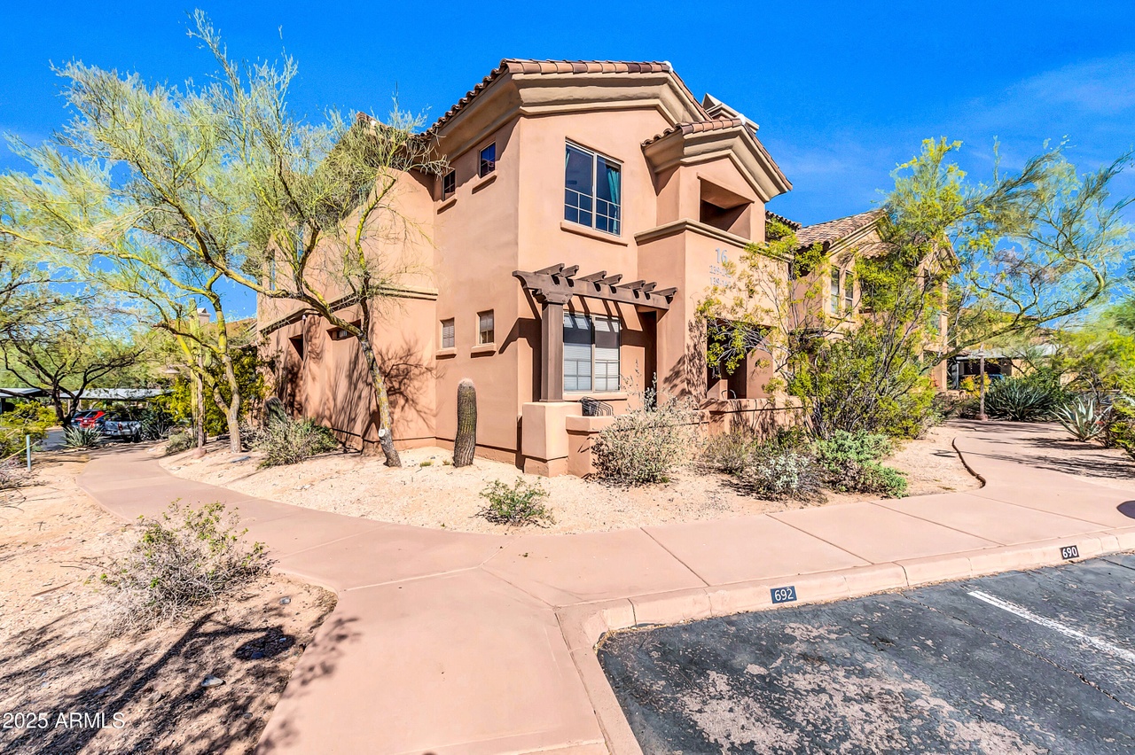 20801 North 90th Place Unit 242