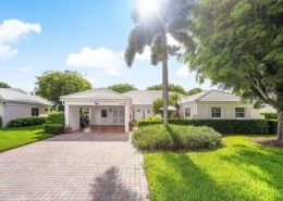 4527 Sanderling Circle West