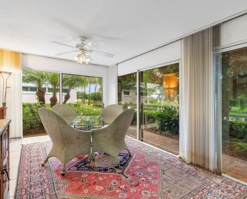 4527 Sanderling Circle West