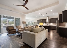 585 Laurel Oak Avenue