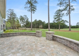 585 Laurel Oak Avenue