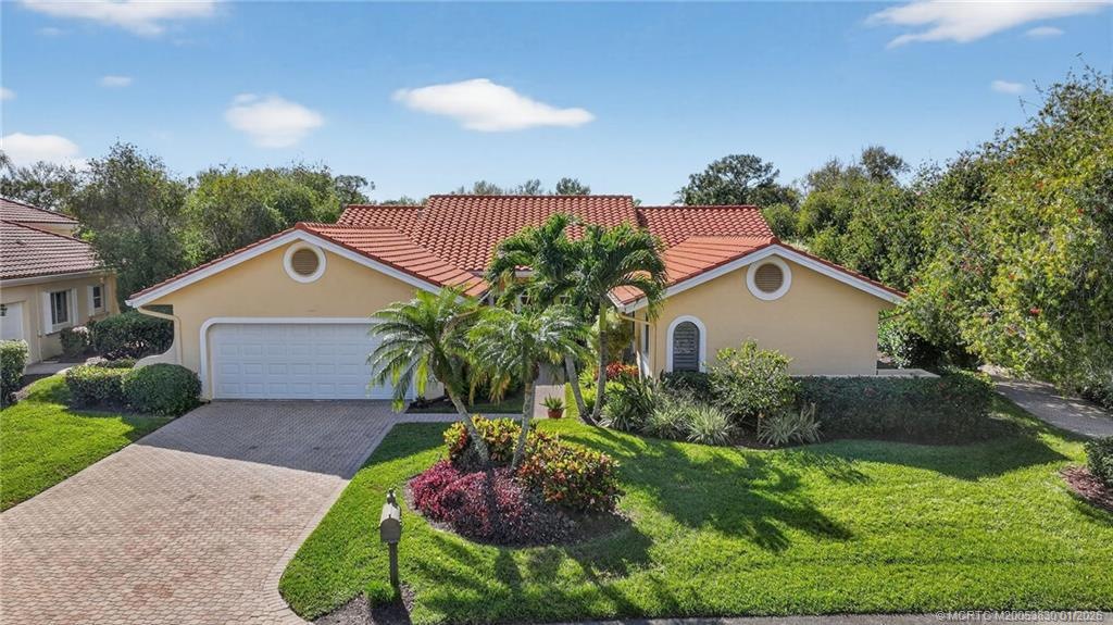 1606 NW Buttonbush Circle