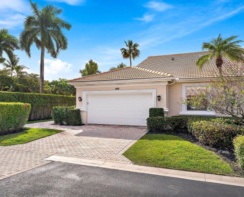 8110 Sandpiper Way