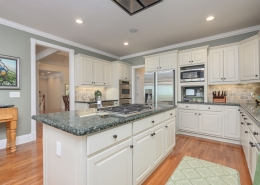 1060 Liberty Bluff Ct Greensboro GA 30642
