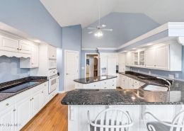 178 Edgewater Circle