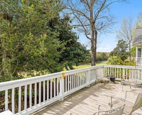 178 Edgewater Circle